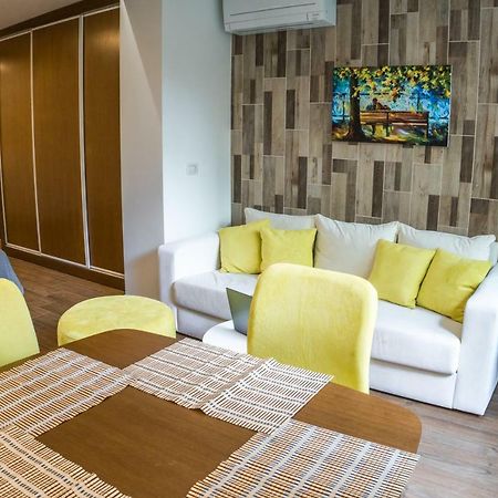 Venere Tirana Suite Εξωτερικό φωτογραφία
