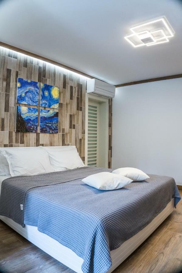 Venere Tirana Suite Εξωτερικό φωτογραφία